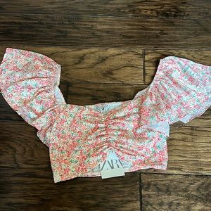 NWT Zara Floral Crop Top